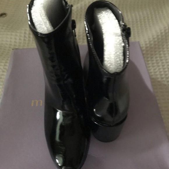 Madden girl arcade patent booties black size 5M - Picture 2 of 6